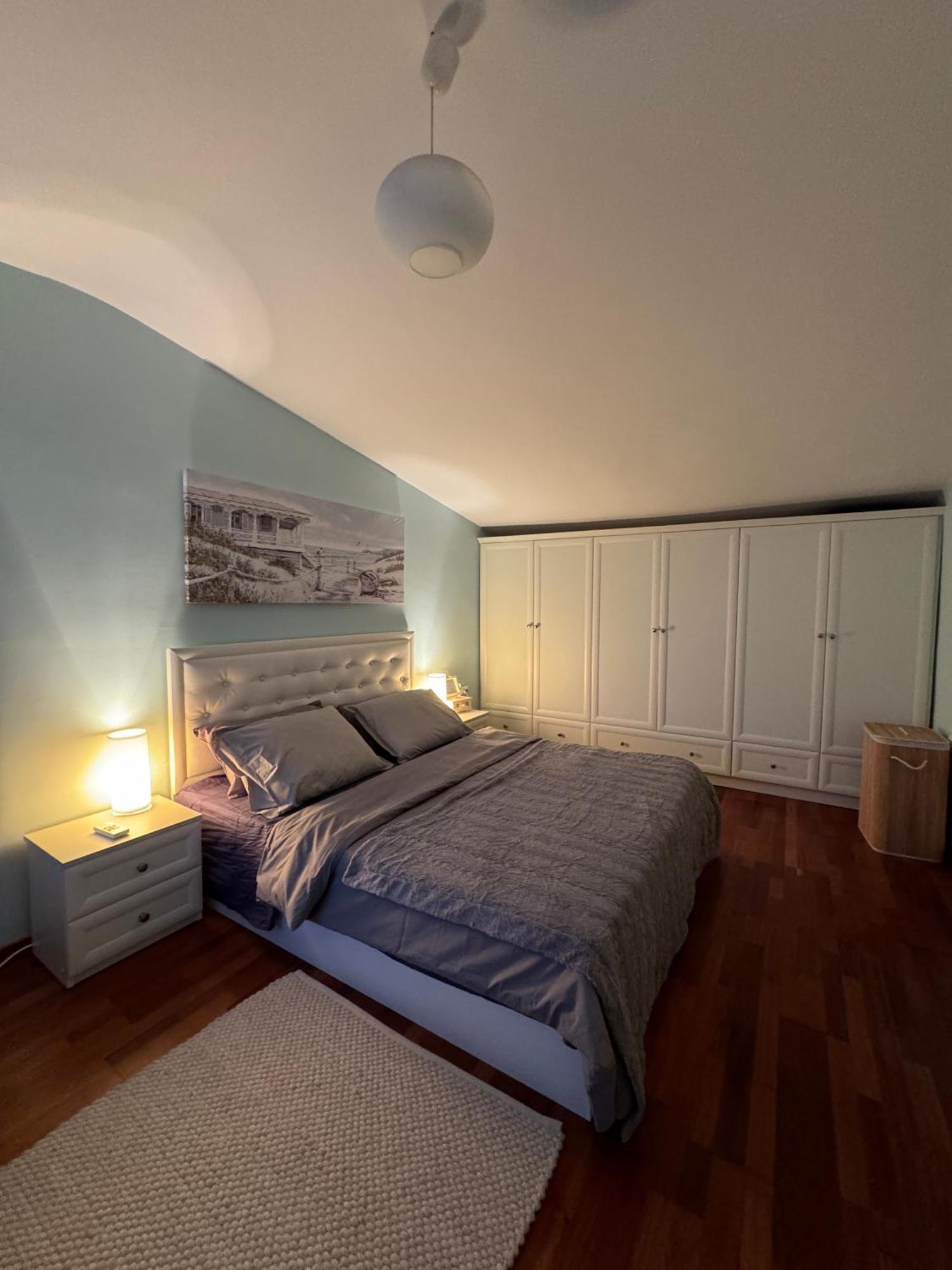 Kakavanen'S Sea View Apartment Baltsjik Eksteriør bilde
